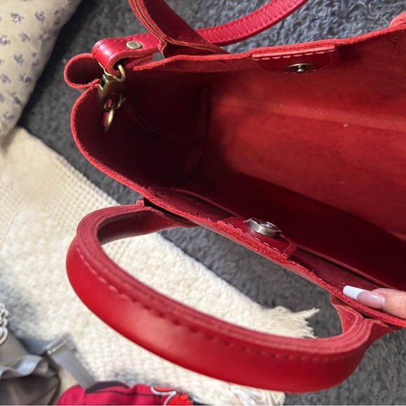 Portland Leather Ruby Raindrop - Picture 3 of 5